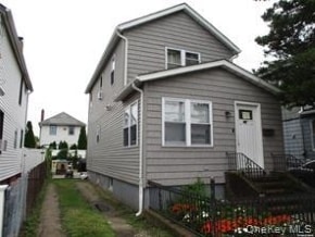 Photo - 34 Monroe St