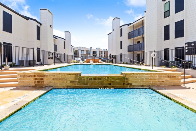 Tides at Royal Lane South - Tides at Royal Lane South Apartments