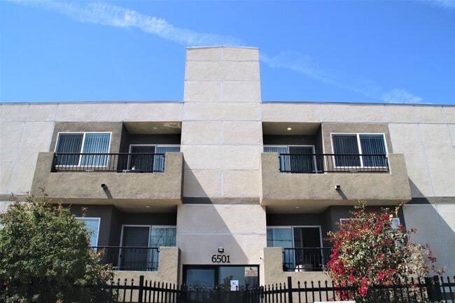 Photo - Fulton Apartments