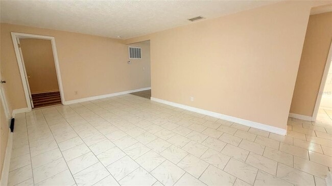 Photo - 4102 Highland Loop