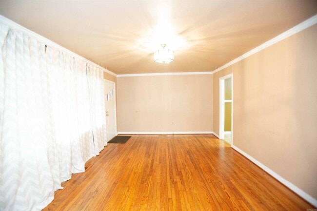 Photo - 8321 Westwood Ave