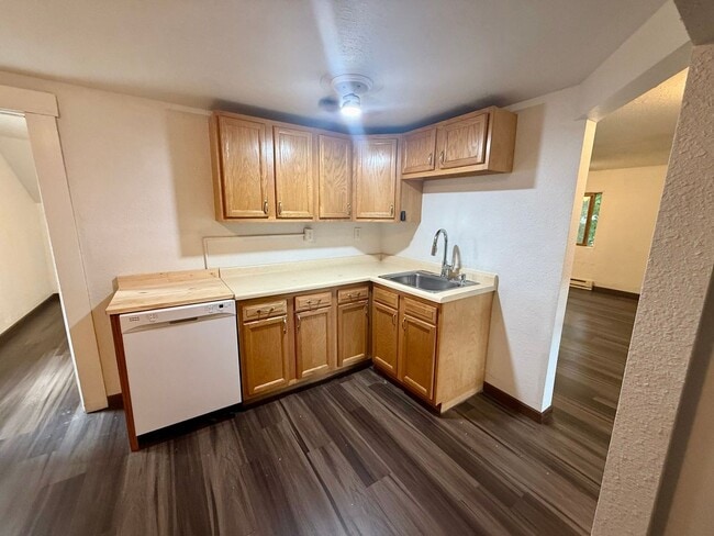 Photo - 210 N 1st Ave Unidad Upper