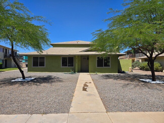 Photo - 8130 N 33rd Dr