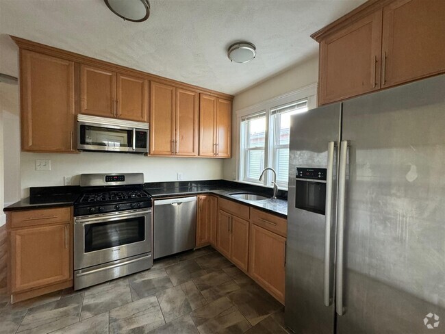 Building Photo - 65 Conwell Ave Rental