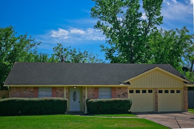 Building Photo - 8234 Misty Vale Ln