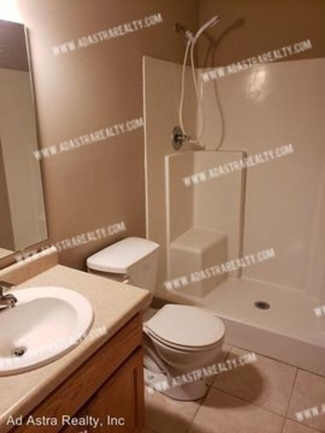 Photo - Beautiful Ranch Duplex in Edgerton-Availab... House