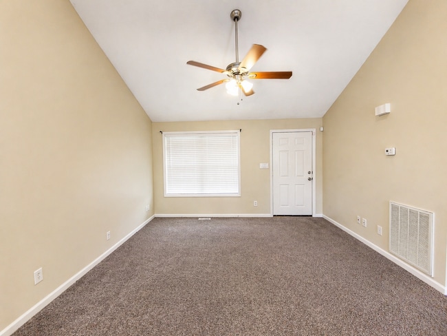 Photo - 3 Bed 2 Bath Spectacular Ranch Home