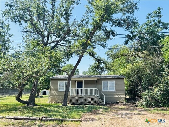 Building Photo - 4457 Lakeview Dr Rental