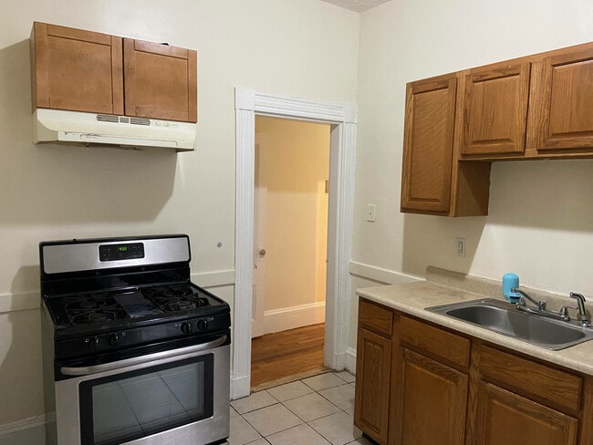 Photo - 94 Winthrop St