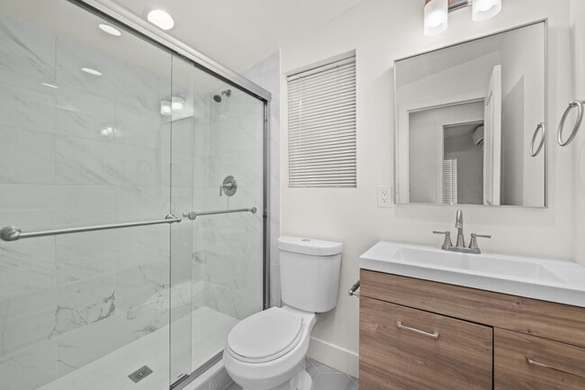 Photo - Detached 1 bedroom!