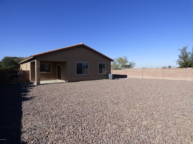 13004 N Lea Maw Dr