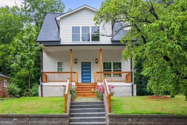 Photo - 79 Adair Ave SE