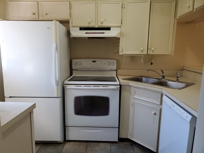 Photo - 430 Lindsey St Unit A1