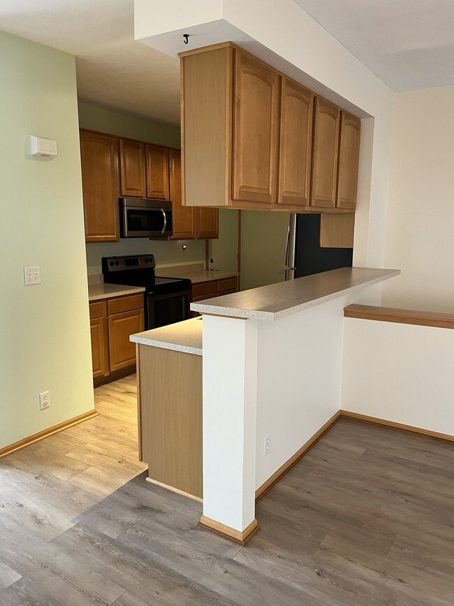 Photo - 2517 Sandhutton Ave