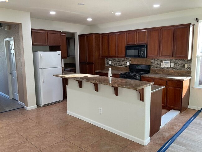 Photo - 1360 Tiffany Dr