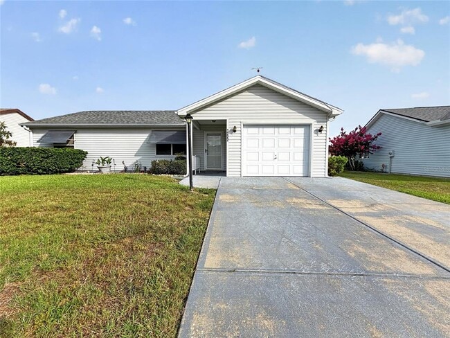 Building Photo - 1222 Santos Pl
