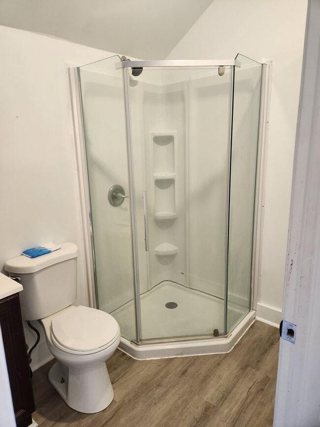 Photo - 586 Old York Rd Unit C