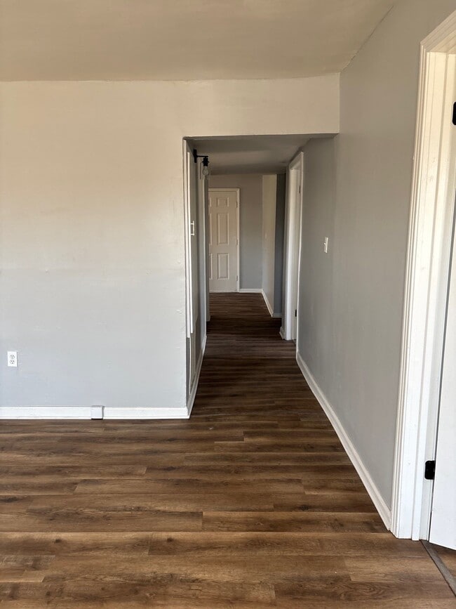 Photo - 131 E Jefferson St