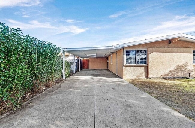 Photo - 3BD/2BA Single-Family Hayward Home for Rent 2 min From Ruus Elementary!