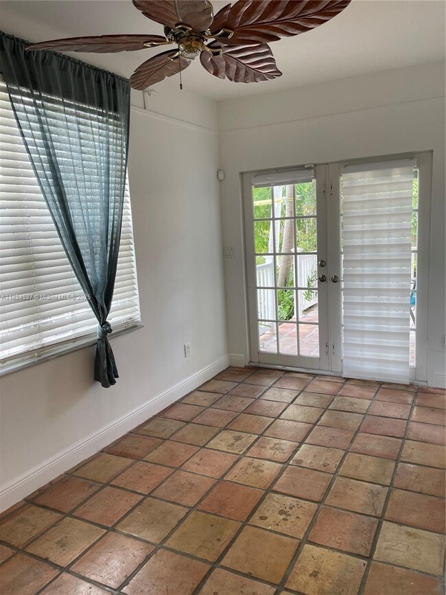 Photo - 2280 SW 20th St