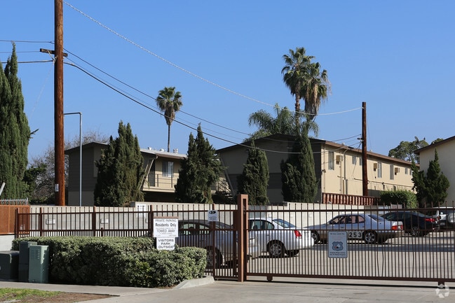 Photo - Orlando Woods Apartments