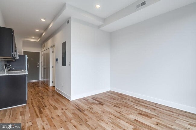 Building Photo - 514 South St Unit 306