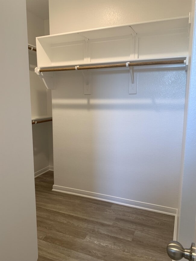 Photo - 1353 Aurora Grv Bnd