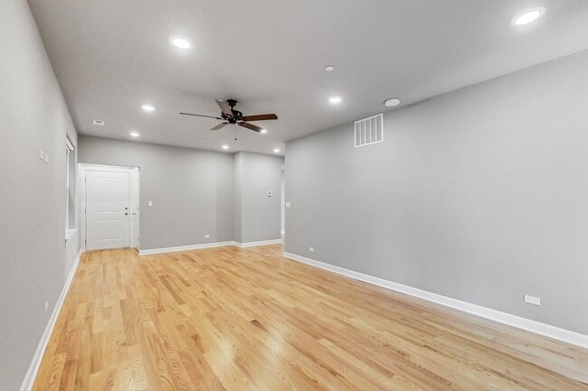 Photo - 6204 S Kimbark Ave Unit 1W