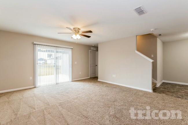 Photo - 1610 Liberty Tree Pl