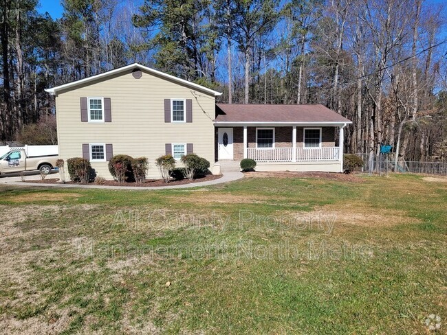 Building Photo - 180 Crestwood Ct Rental