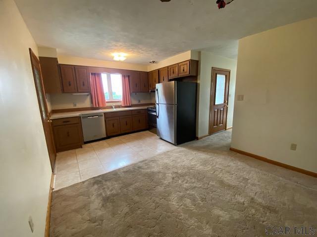 1081 Norwood St