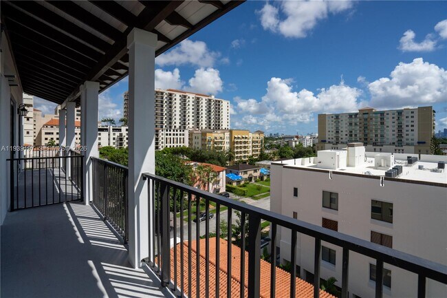 Photo - 1091 Galiano St Unit 605