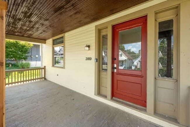 Photo - 3819 St Martins Pl