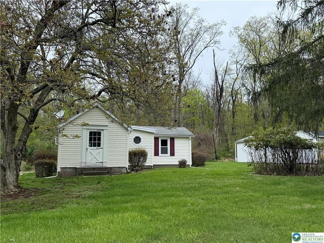 Photo - 327 Rutt Rd