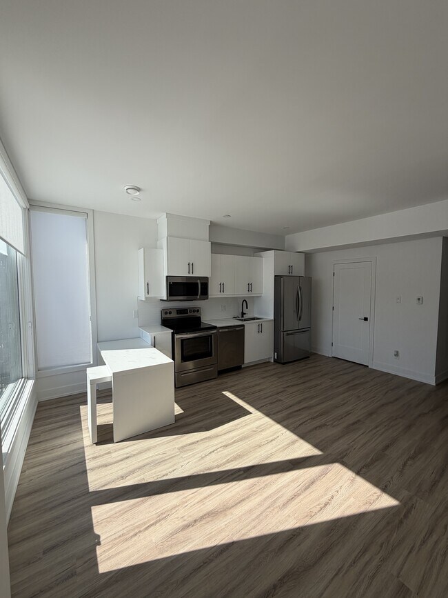 Photo - 273 Duncairn Ave