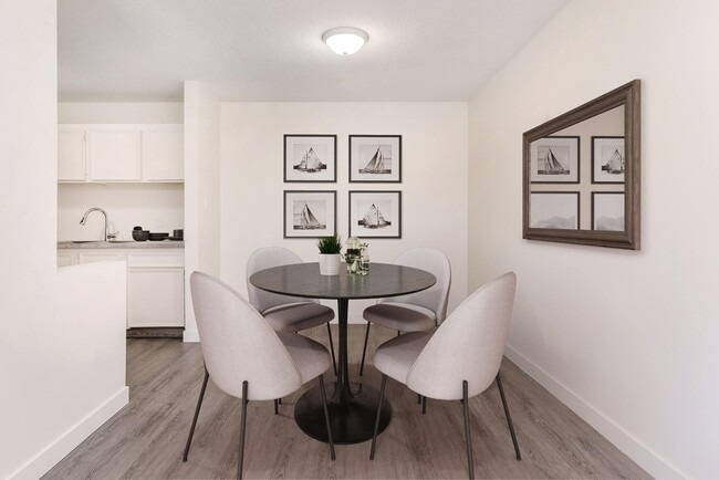 Photo - Summerlea Place