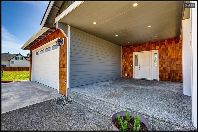Photo - 2177 Marianas Ln