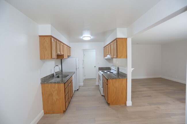 Photo - OPEN HOUSE: Sunday (11/9) 1:45pm-2:15pm Co...