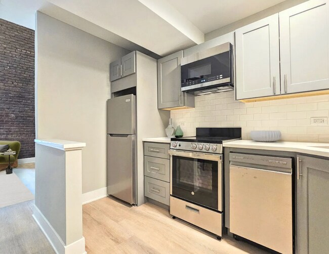 Photo - 1223 N La Salle Dr