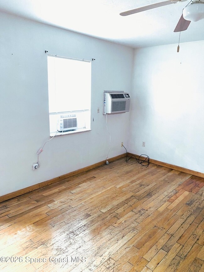 Photo - 1199 Jordan Ct NE