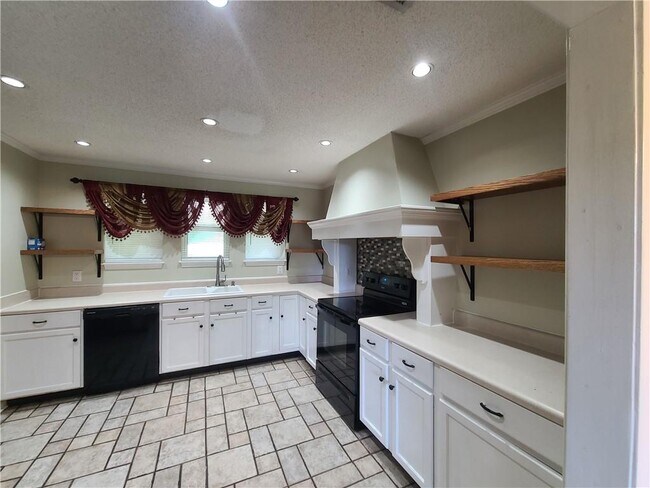 Photo - 8535 Clement Poiroux Ln