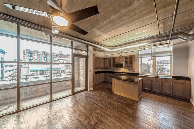 Photo - 10 S Dunton Ave