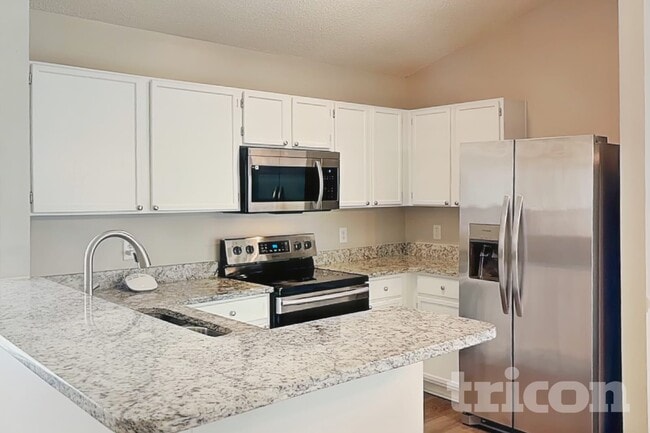 11608 Stewarts Crossing Dr