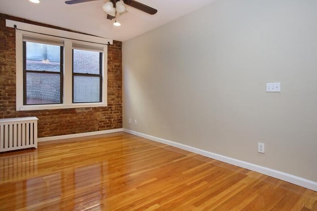 Photo - 65 Burbank St Unit 15