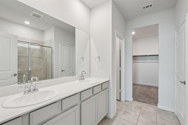 Photo - 2115 Clarion Dr