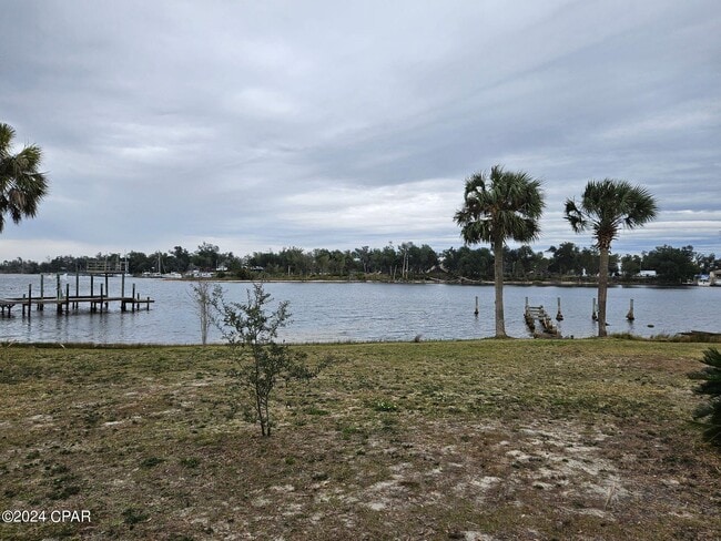 Photo - 1437 Parkway Dr