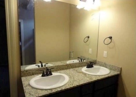 Photo - 2638 N Valencia Ave