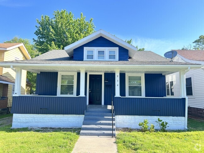 Building Photo - 934 E Mulberry St Rental