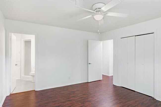 Photo - 6108 Cherrylawn Cir
