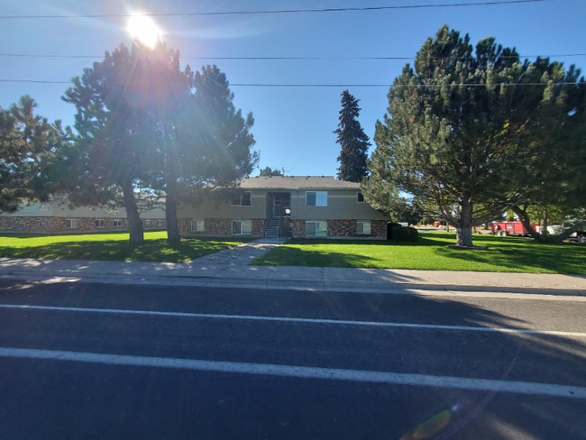 Photo - 160 N 1st W Apartamento Unidad 160 North 1st West